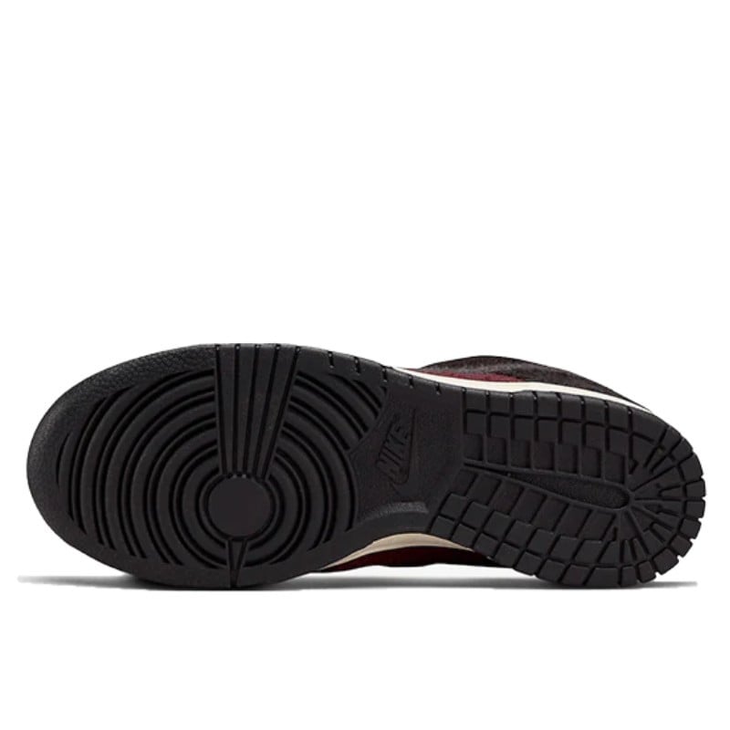 Nike Nike Dunk Low SE Fleece Burgundy Crush Maroon