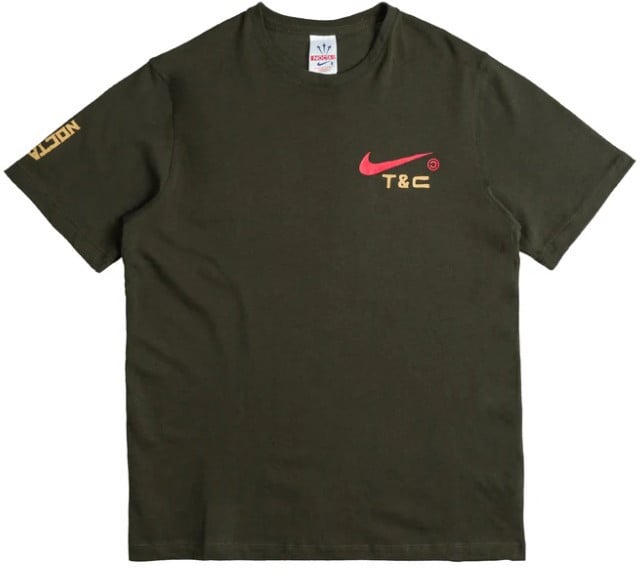 Nike T-shirt Nike x NOCTA Souvenir Cactus Dark Khaki Groen