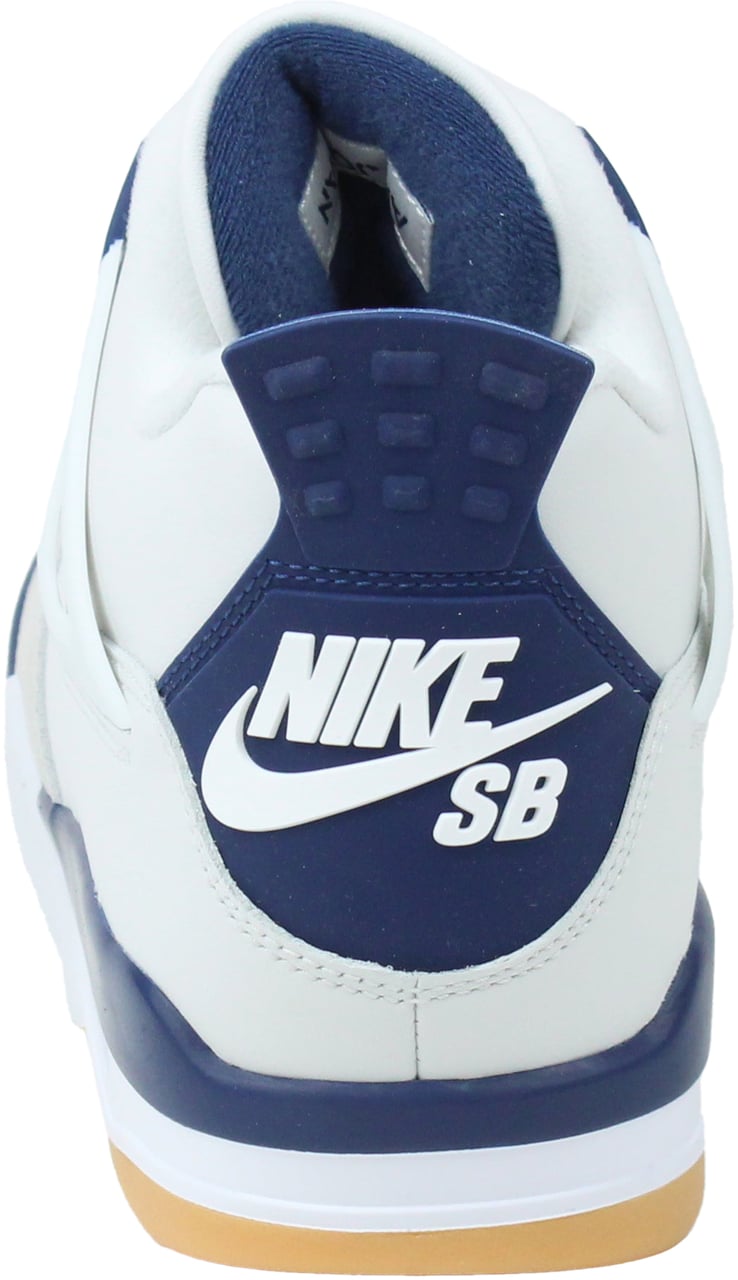 Nike Nike SB x Air Jordan 4 'Navy' Blauw
