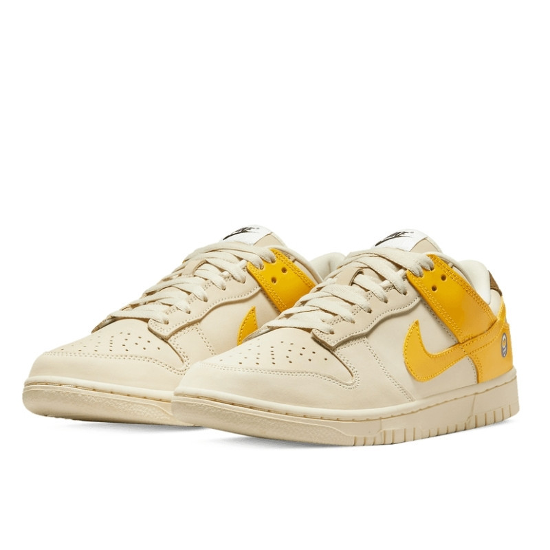 Nike Nike Dunk Low Banana Geel