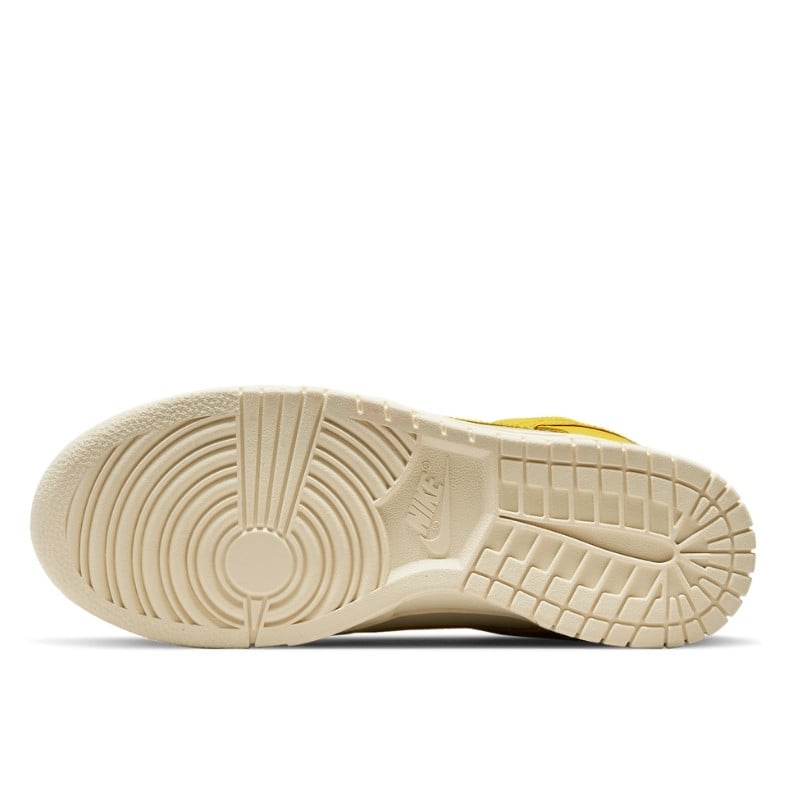 Nike Nike Dunk Low Banana Geel
