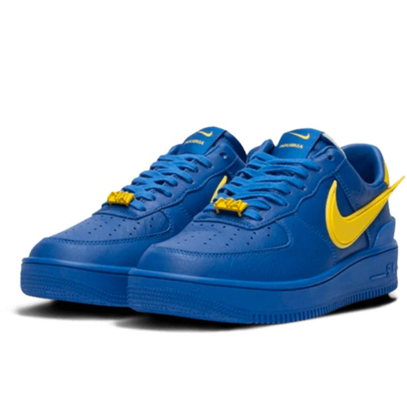 Nike Nike Air Force 1 Low Ambush Game Royal Blauw