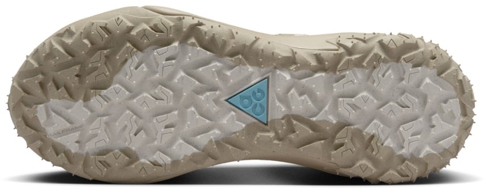 Nike Acg Mountain Fly 2 Low Sneakers Beige