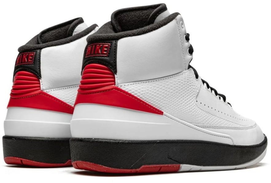 Nike Air Jordan 2 Retro Chicago Sneakers Wit