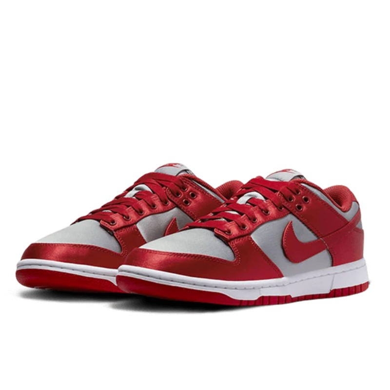 Nike Nike Dunk Low UNLV Satin Grijs