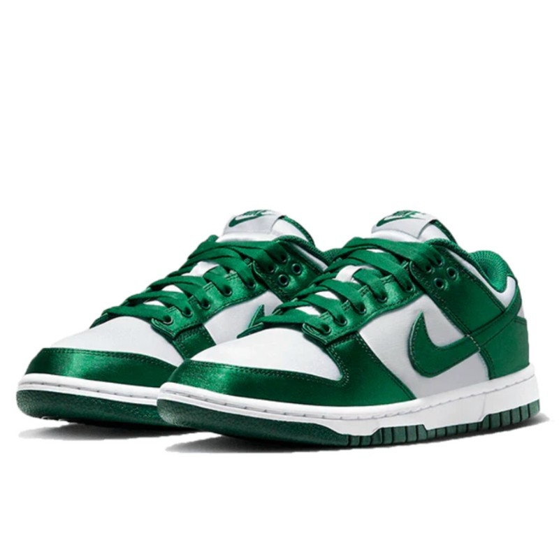 Nike Nike Dunk Low Satin Green Donkergroen