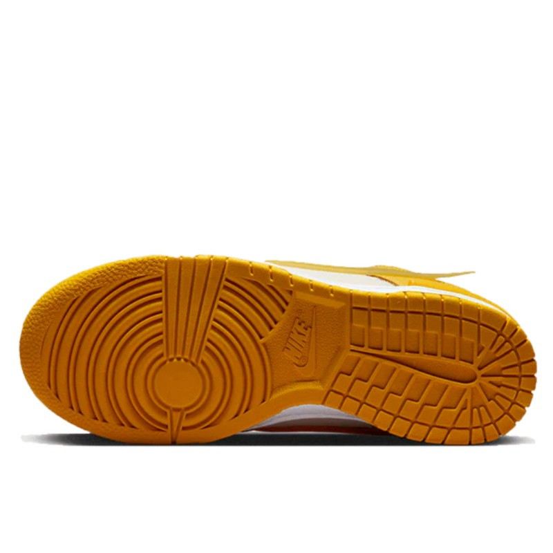 Nike Nike Dunk Low Twist Vivid Sulfur Geel