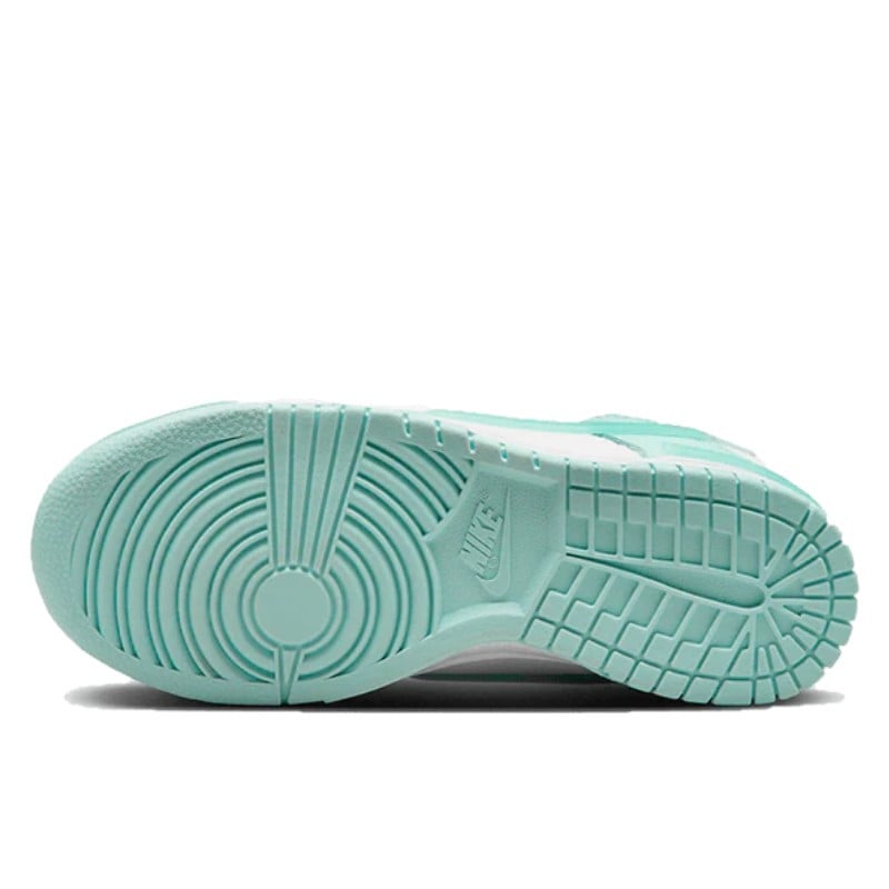 Nike Nike Dunk Low Twist Jade Ice Blauw