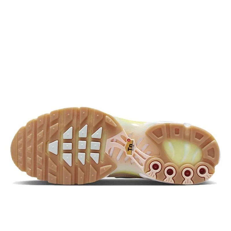 Nike Nike Air Max Plus Crimson Tint Roze