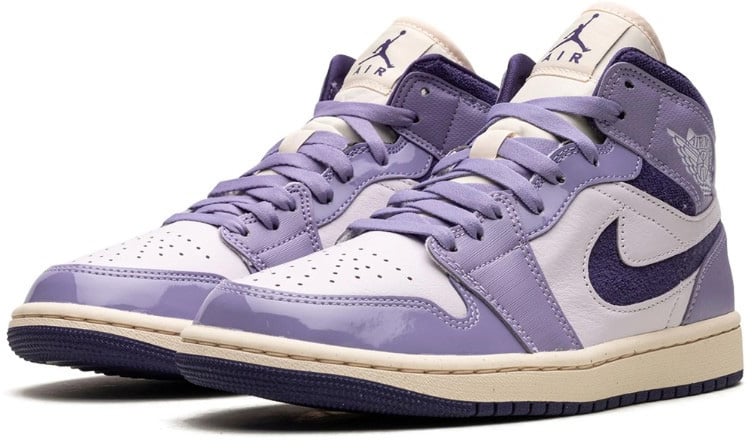 Nike Air Jordan 1 Mid SE Chenille Sky J Light Purple Paars