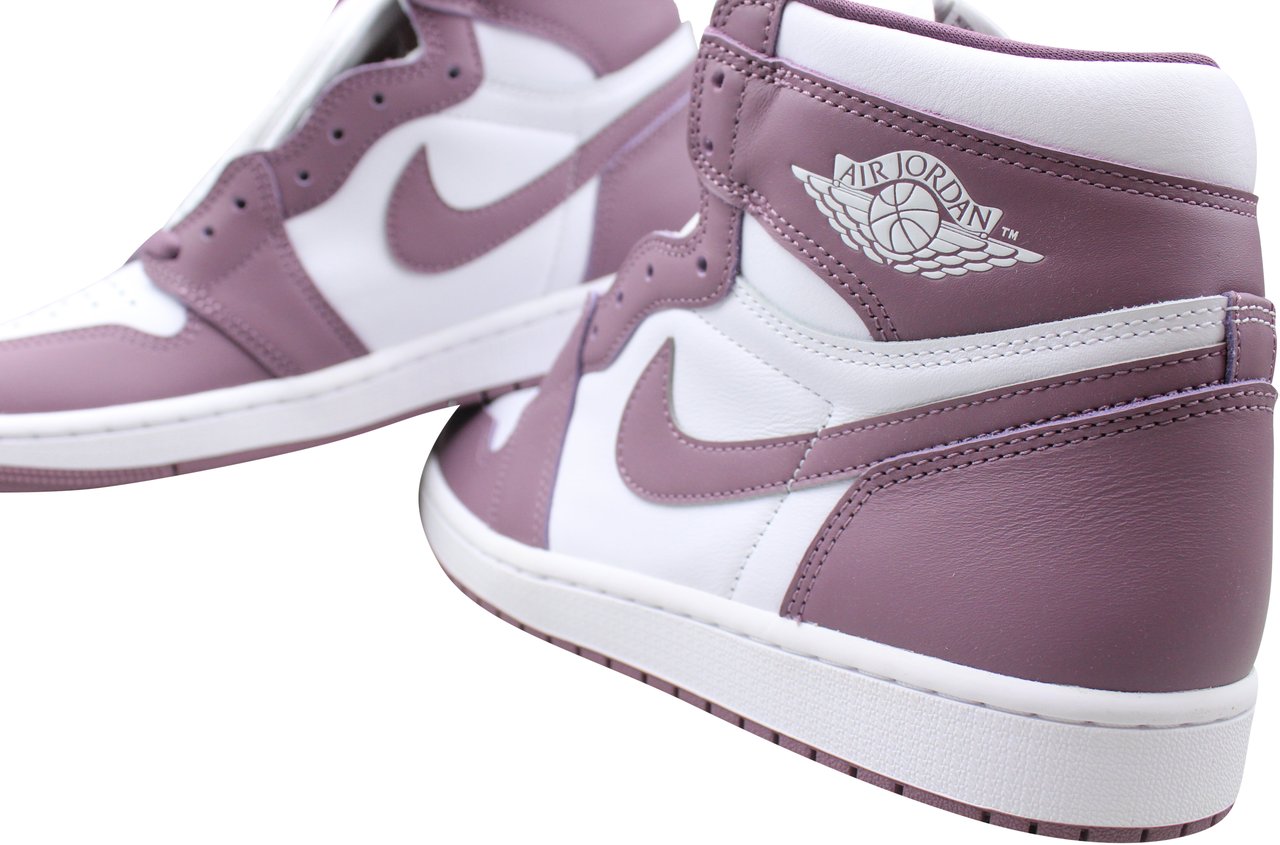Nike Air Jordan 1 Retro High OG 'Mauve' Paars