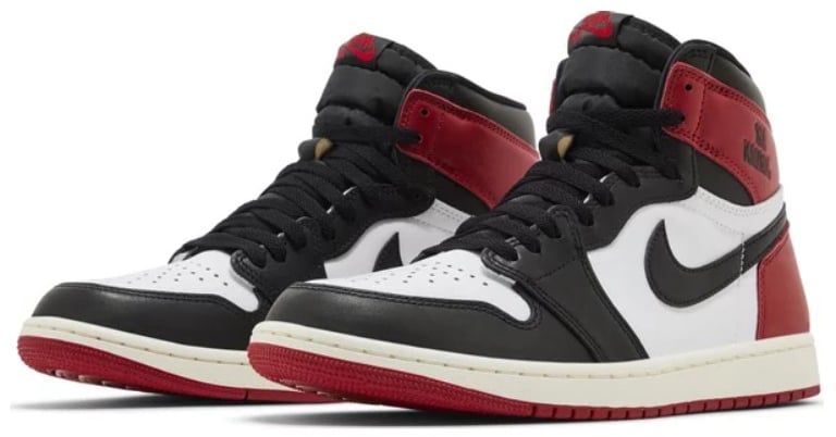Nike Air Jordan 1 Retro High OG Black Toe Reimagined Zwart
