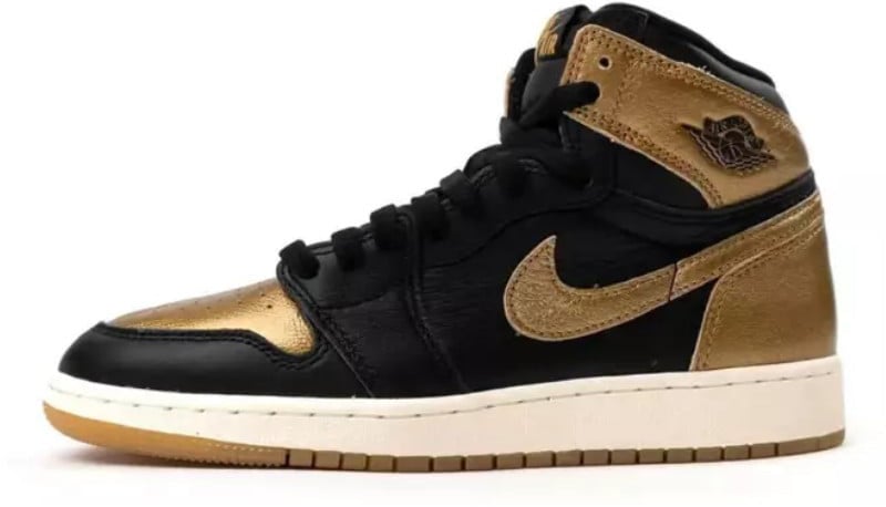 Nike Air Jordan 1 Retro High OG Black Metallic Gold Zwart