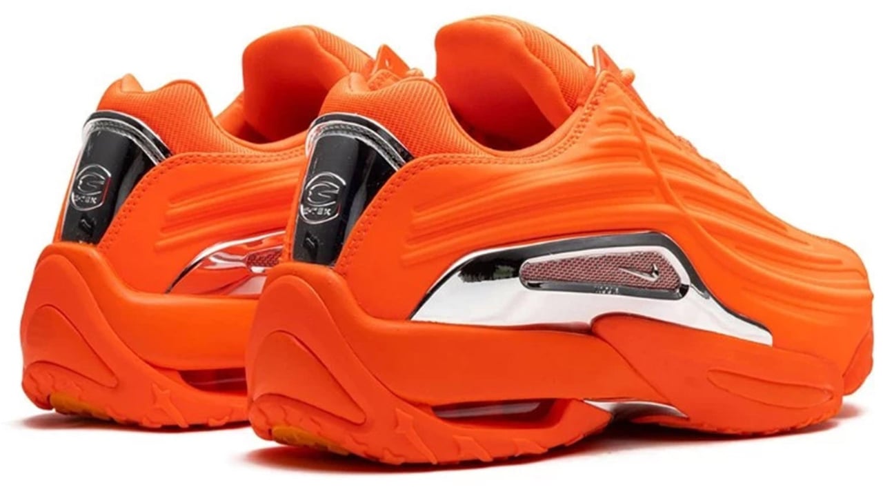 Nike Nike x NOCTA Hot Step 2 Orange Divers