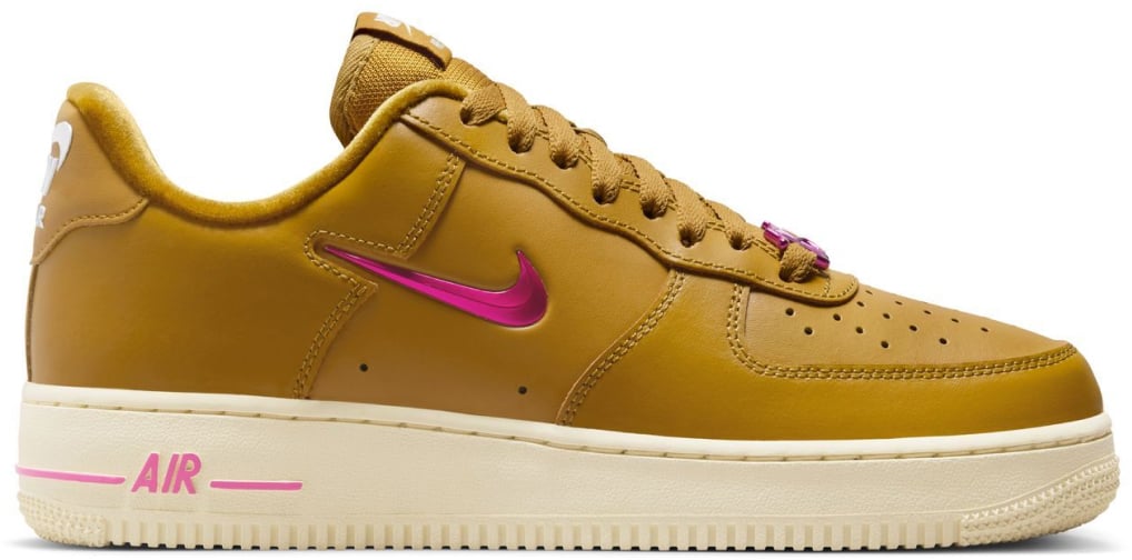 Nike Air Force 1 '07 Se Just Do It Sneakers Bruin