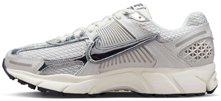 Nike Nike Zoom Vomero 5 Photon Dust Metallic Silver Lichtgrijs