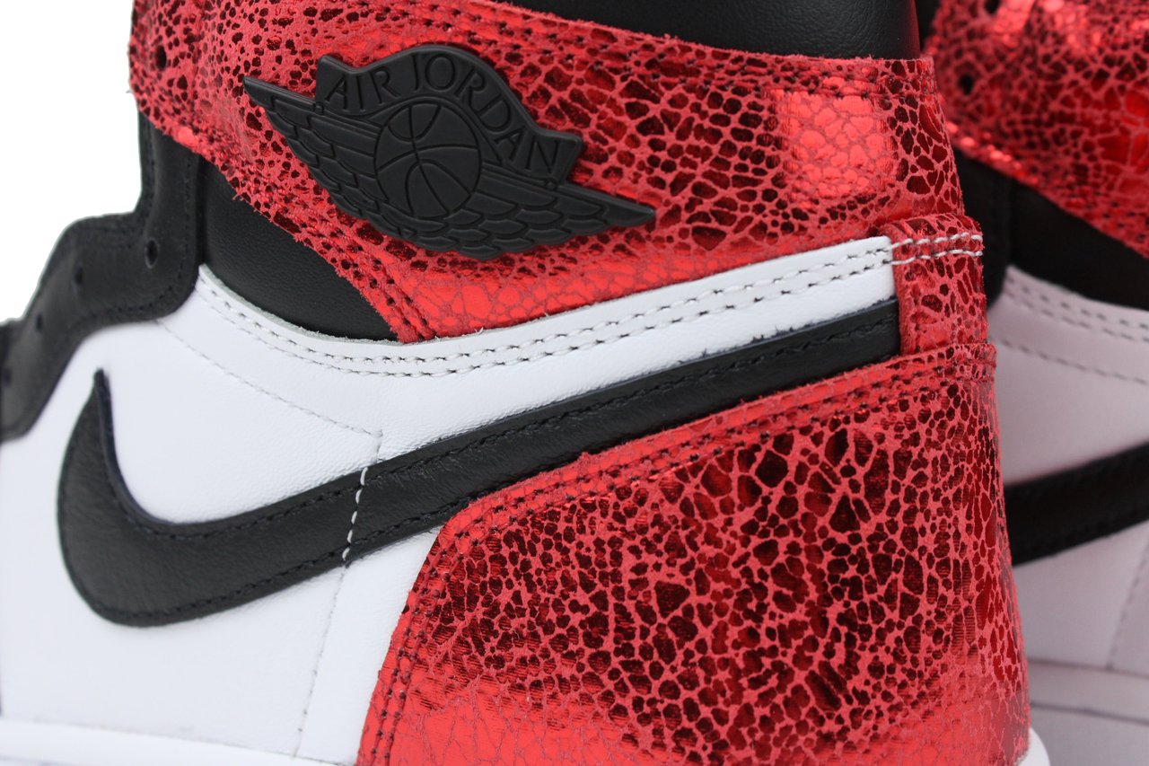 Nike Air Jordan 1 High OG 'Ruby' (Women's) Divers