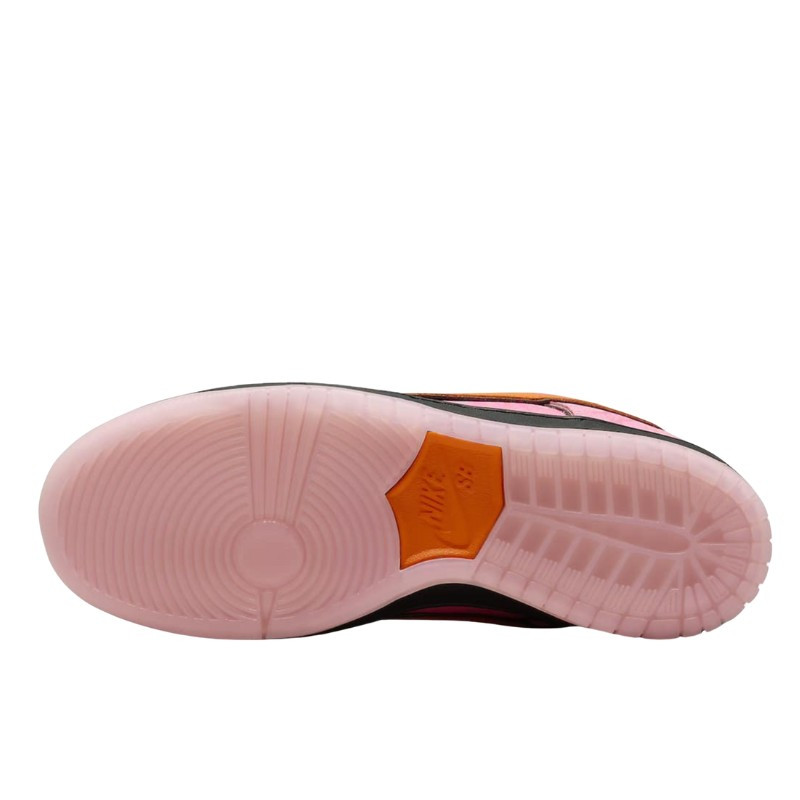 Nike Nike SB Dunk Low The Powerpuff Girls Blossom Roze