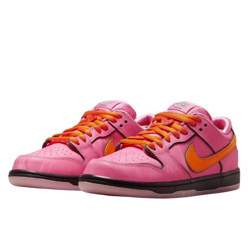 Nike Nike SB Dunk Low The Powerpuff Girls Blossom Roze