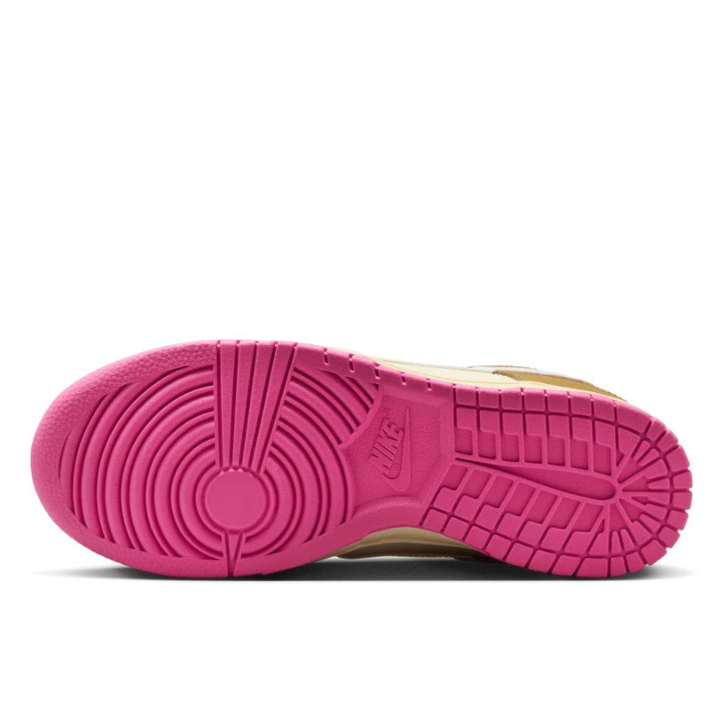 Nike Nike Dunk Low SE Just Do it Bronzine Pink Groen