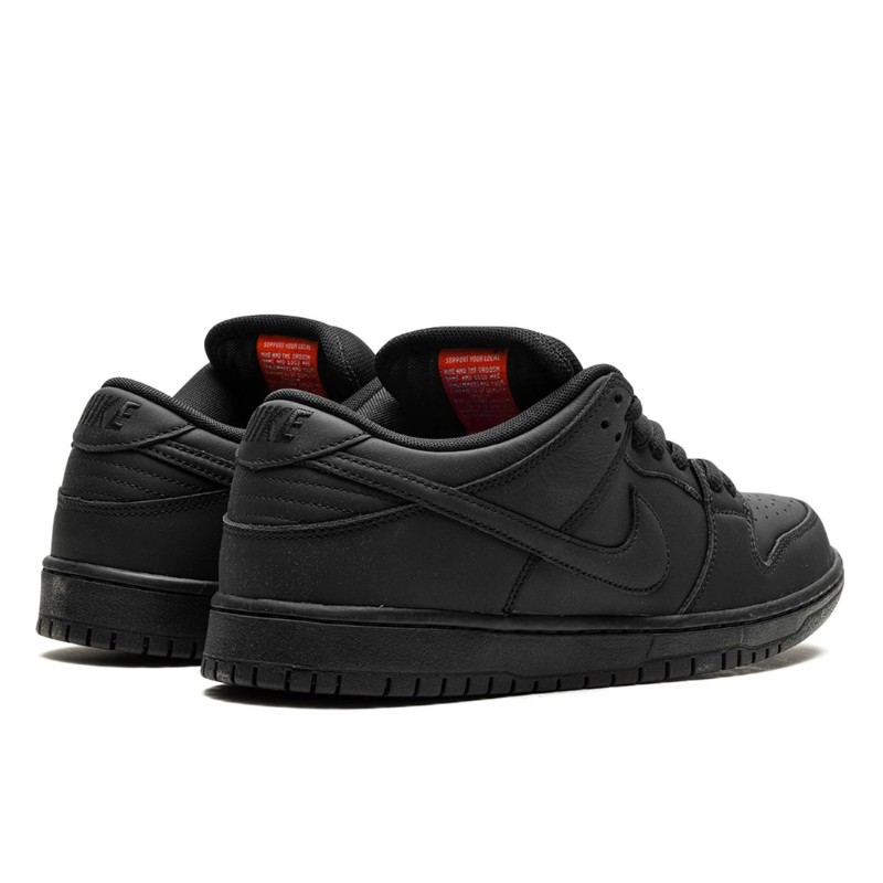 Nike Nike SB Dunk Low Pro Triple Black Zwart