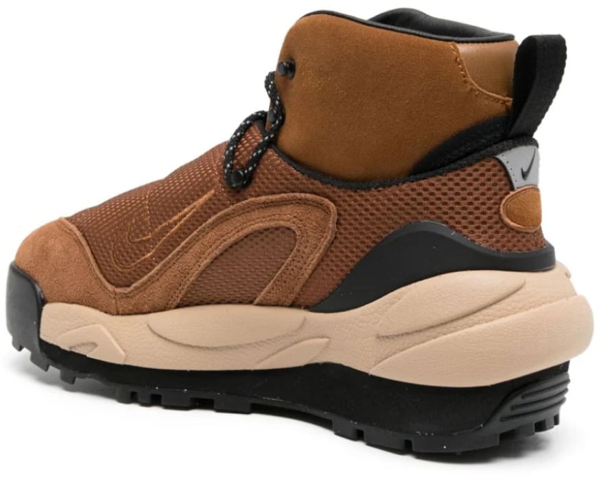 Nike X Sacai Magmascape Sp Sneakers Bruin