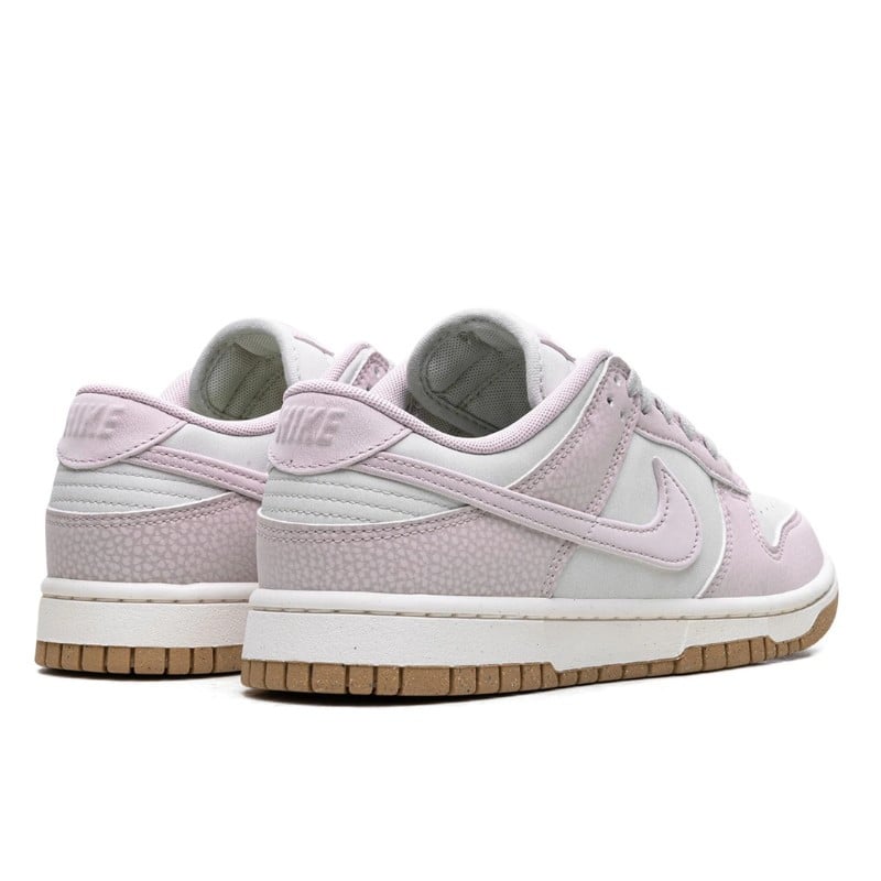 Nike Nike Dunk Low PRM Next Nature Platinum Violet Roze