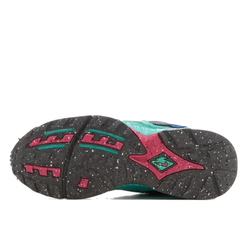 Nike Nike Air Terra Humara Undefeated Light Menta Groen