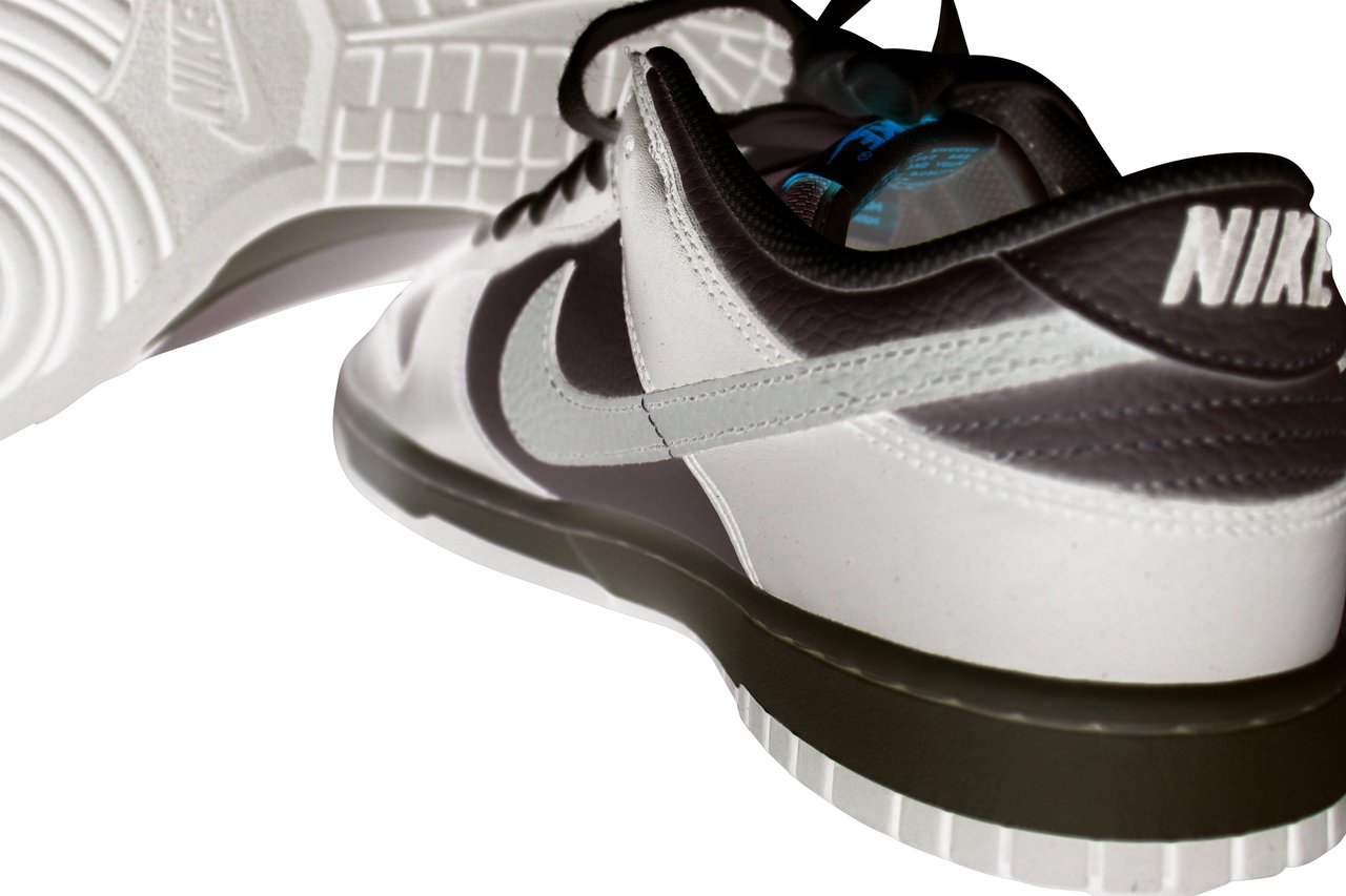 Nike Nike Dunk Low 'Black Total Orange Mini Swoosh' Zwart