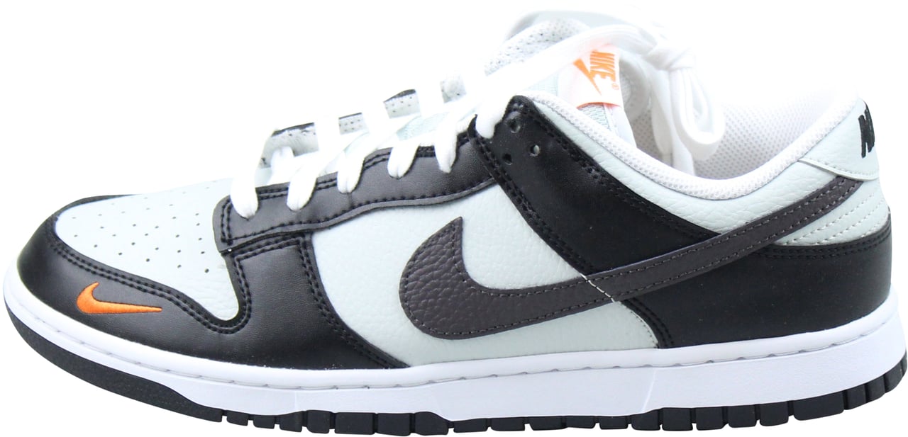Nike Nike Dunk Low 'Black Total Orange Mini Swoosh' Zwart