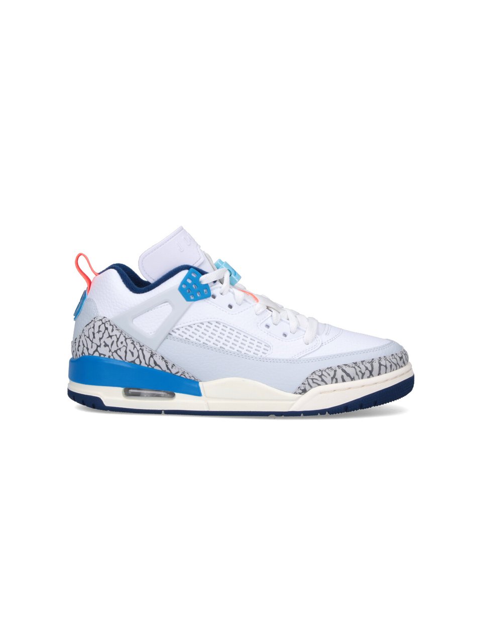 Nike "Jordan Spizike Low" Sneakers, In White Leather Blauw