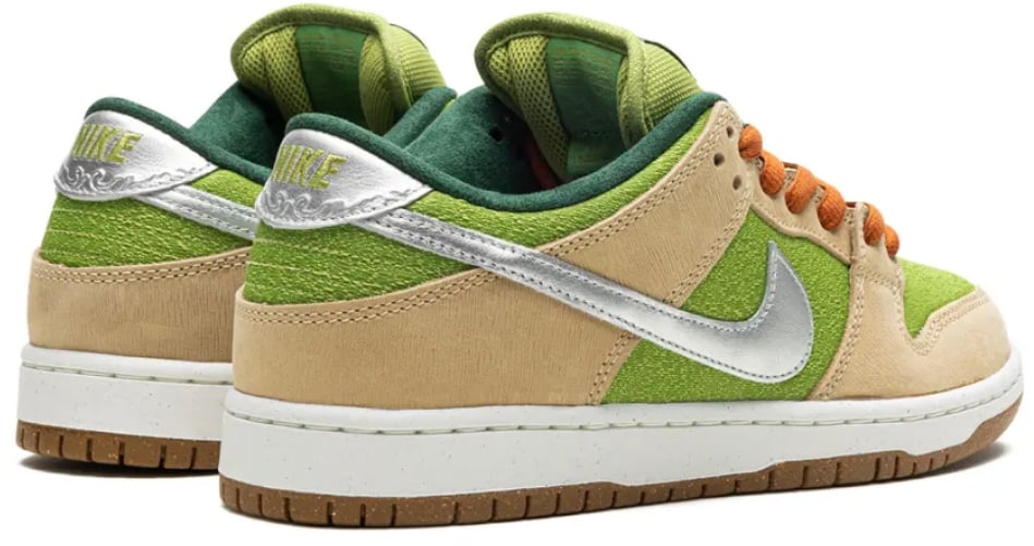 Nike Sb Dunk Low Pro Wc 'escargot' Sneakers Divers