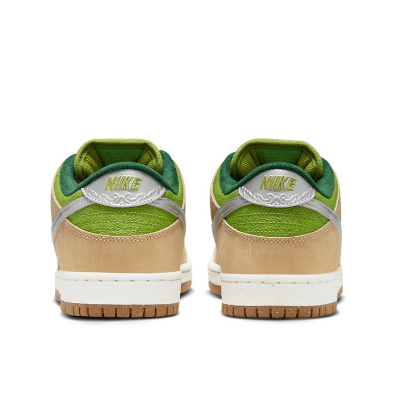 Nike Nike SB Dunk Low Escargot Wit