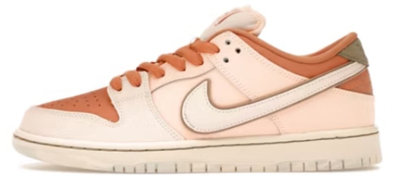 Nike Nike SB Dunk Low Trocadéro Gardens Beige