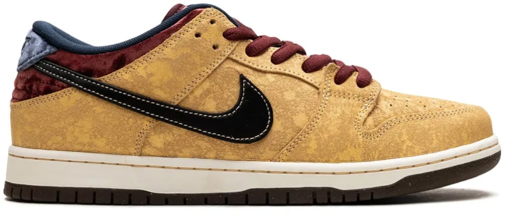 Nike Sb Dunk Low Pro 'city Of Cinema' Sneakers Bruin
