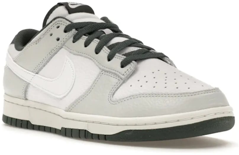 Nike Nike Dunk Low Retro SE Photon Dust Vintage Green Wit