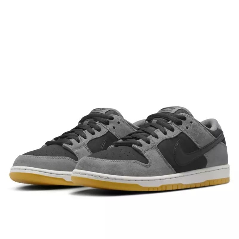 Nike Nike SB Dunk Low Dark Smoke Grey Zwart