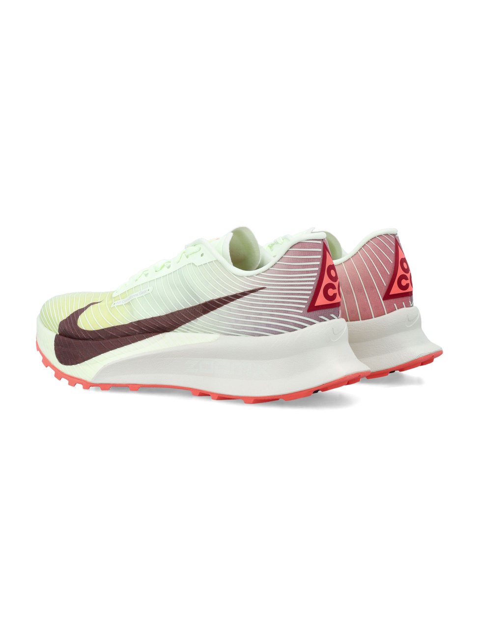 Nike ACG Ultrafly Carbon Fiber Trail Sneakers Groen