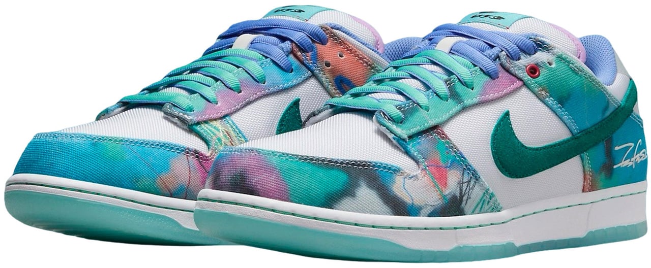 Nike Nike SB Dunk Low x Futura Bleached Aqua Divers