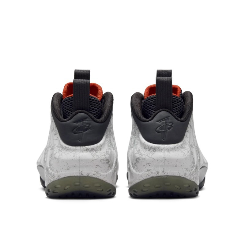 Nike Nike Air Foamposite One Tekken 8 Jin Kazama Zwart