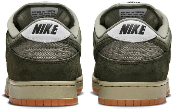 Nike Nike SB Dunk Low Pro B Sequoia Groen