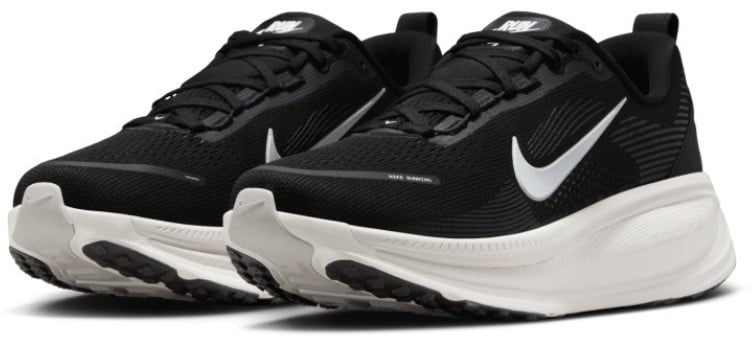 Nike Nike Vomero 18 Black Coconut Milk Light Iron Ore Summit White Zwart