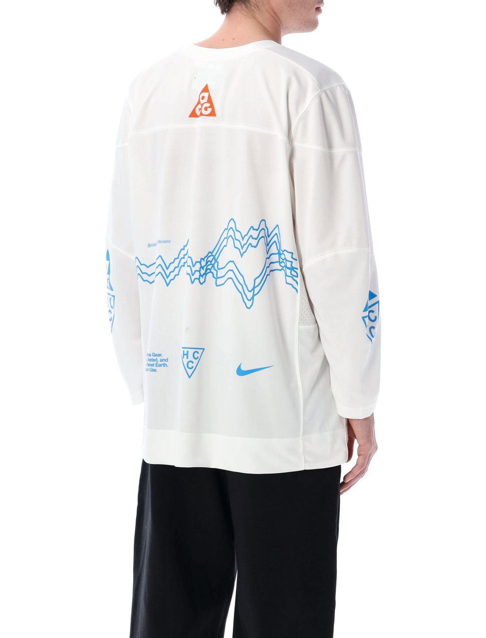 Nike ACG Cortina Graphic Hockey Tee Wit