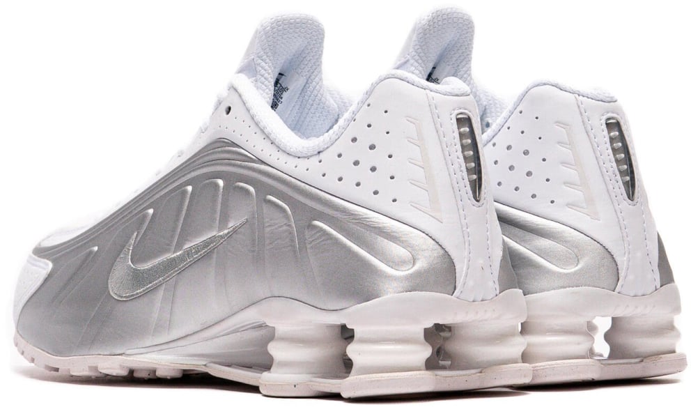Nike Shox R4 Sneakers Divers