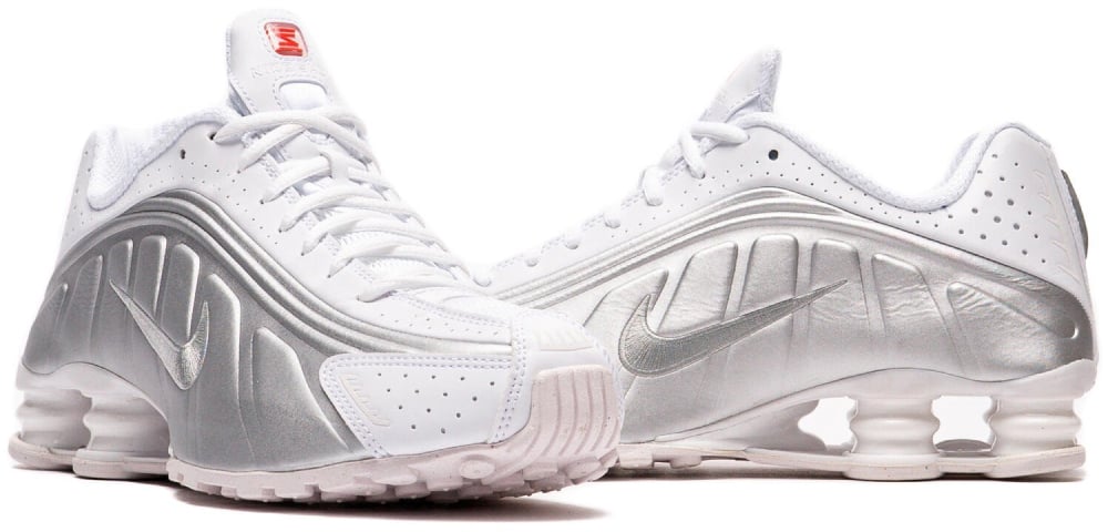 Nike Shox R4 Sneakers Divers