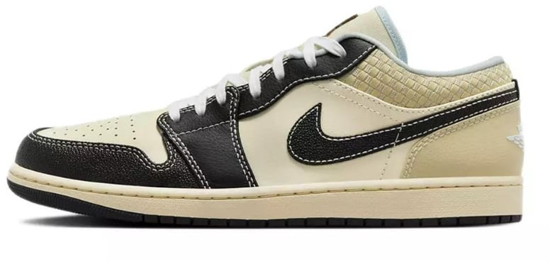 Nike Air Jordan 1 Low SE Coconut Milk Black Muslin Zwart