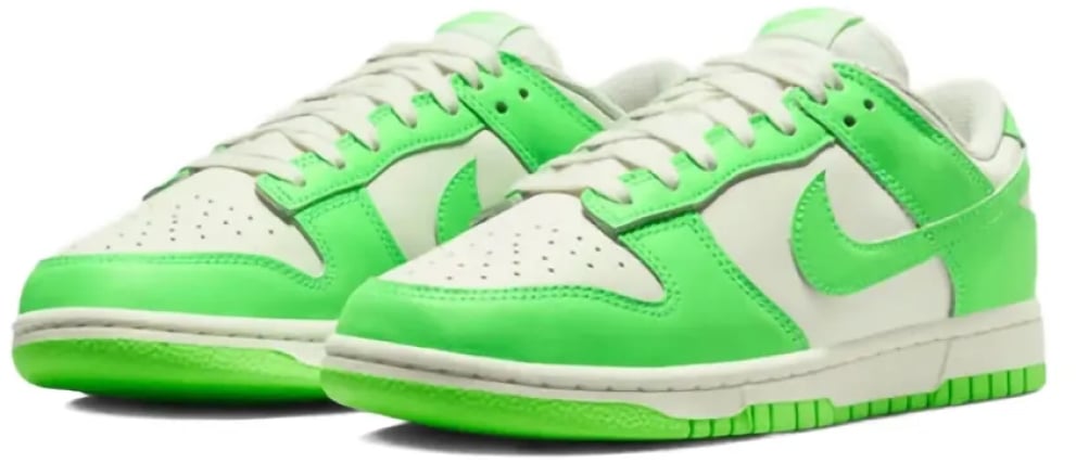 Nike Dunk Low 'green Strike' Sneakers Groen