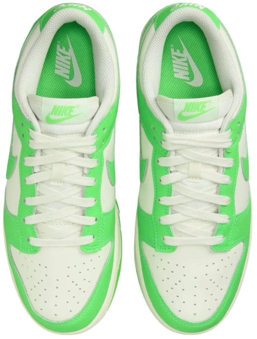Nike Dunk Low 'green Strike' Sneakers Groen