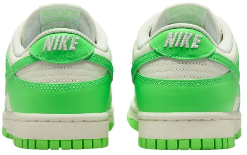 Nike Dunk Low 'green Strike' Sneakers Groen