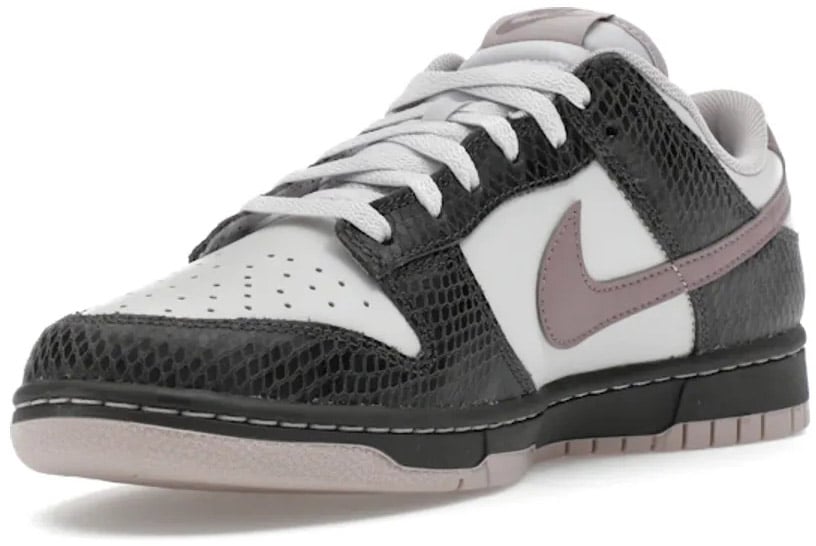 Nike Nike Dunk Low SE Medium Ash Violet Snakeskin Taupe